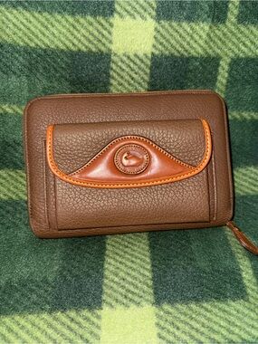 Dooney and Bourke W75 Zip Along Wallet